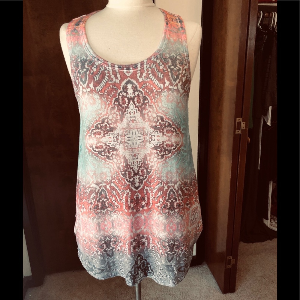 Knox Rose tank